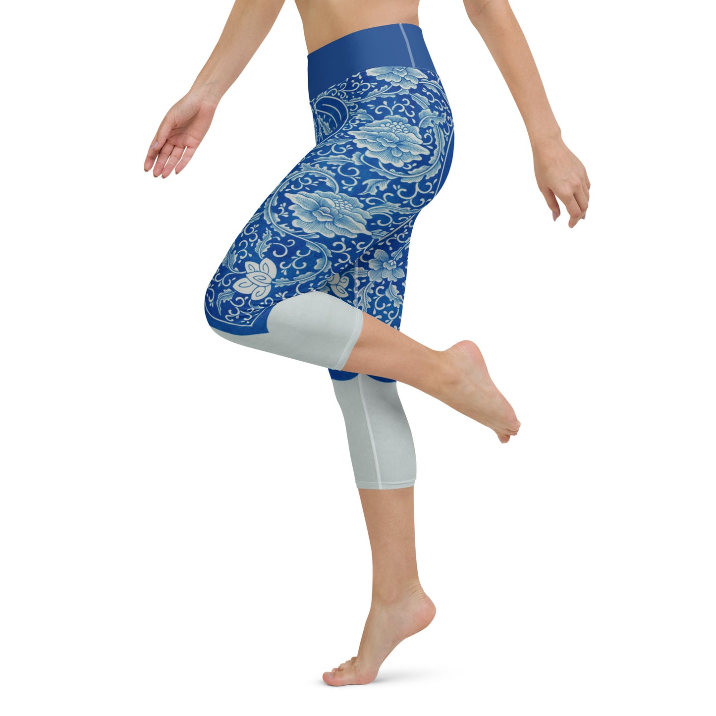 Yoga Capri Leggings / Old chinese ornament