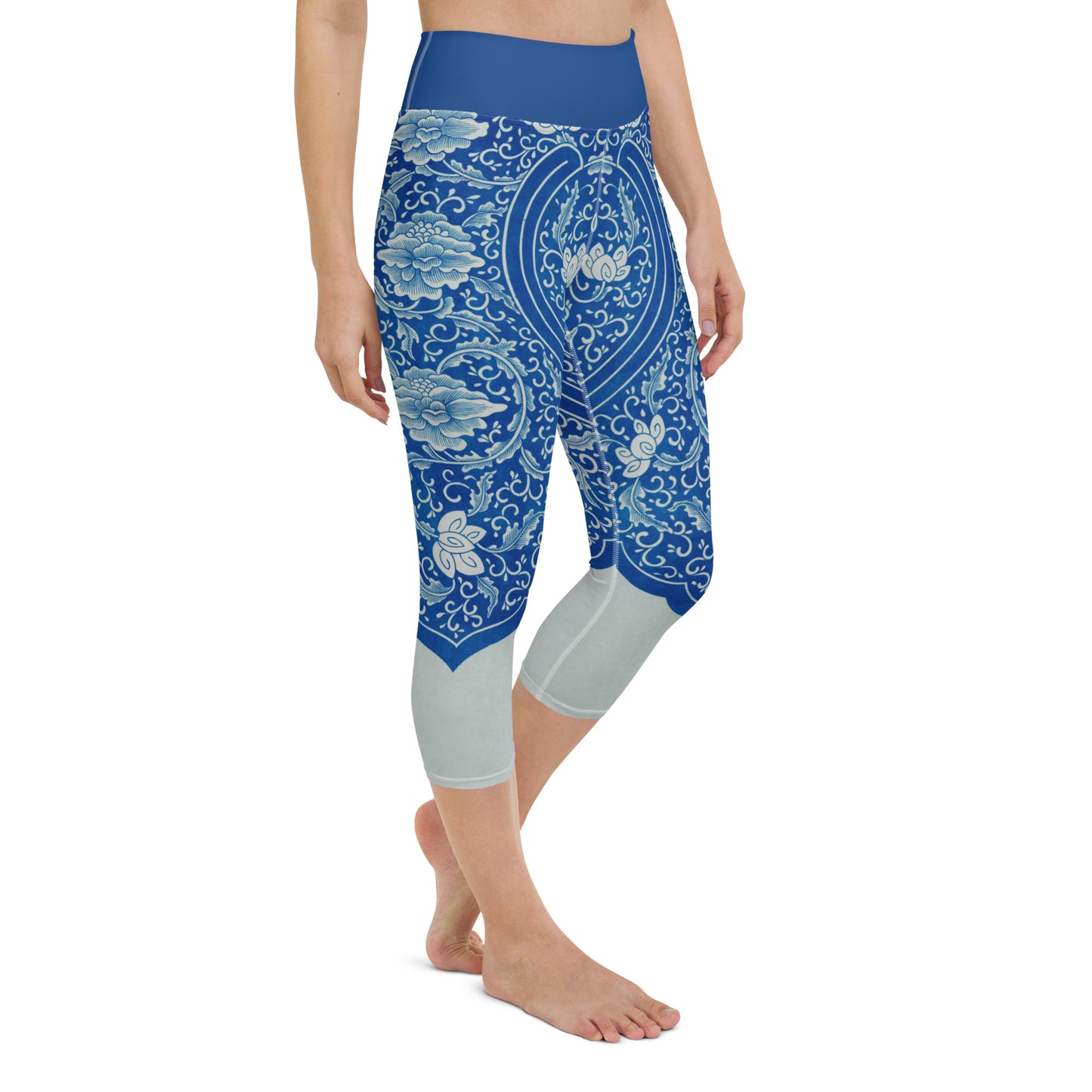 Yoga Capri Leggings / Old chinese ornament